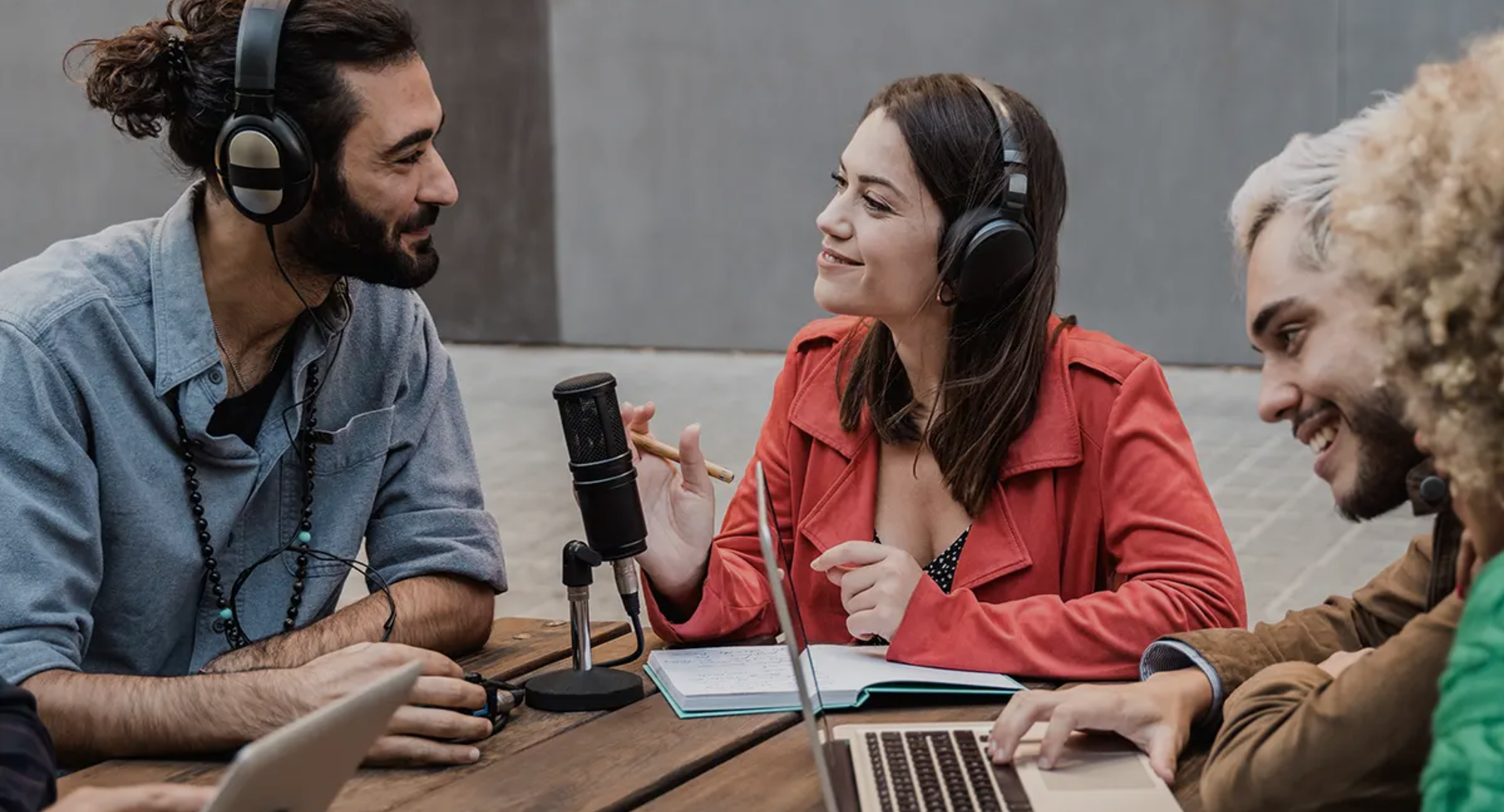 article image Automatický přepis audio a videa: Jak Beey mění způsob práce s obsahem